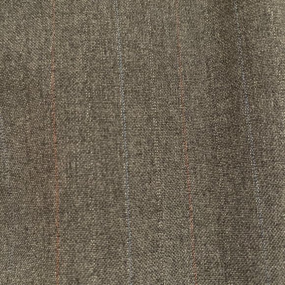 Phillipe Gabriel Designer Collection Charcoal with Pinstripes 42L - Picture 3 of 10